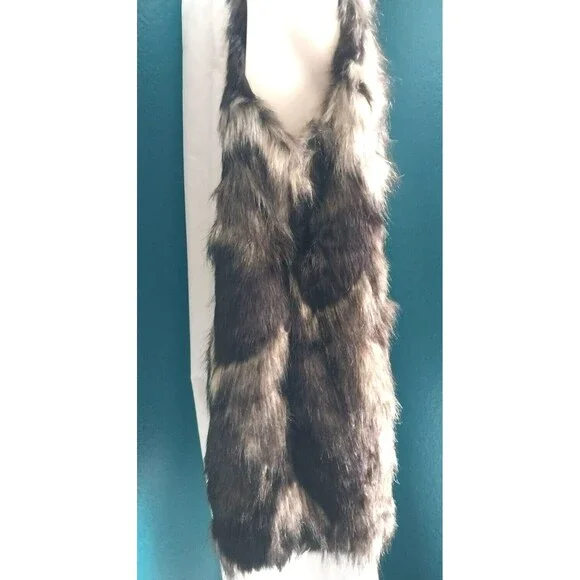 BCBGeneration Faux Fur Open Vest Sz Small Runs Big (NEW $148) - Picture 5 of 8